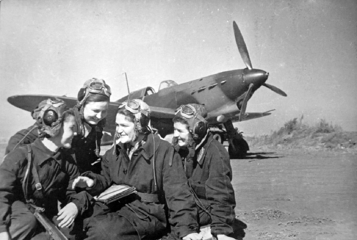foto photo ww2 WWII Фото ВОВ ВВС 586th women (all female) fighter regiment