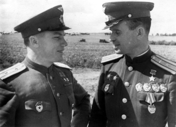 photo WWII ВВС Ivan Kozhedub and Shalva Kiria Фотография и список подтвержденных побед