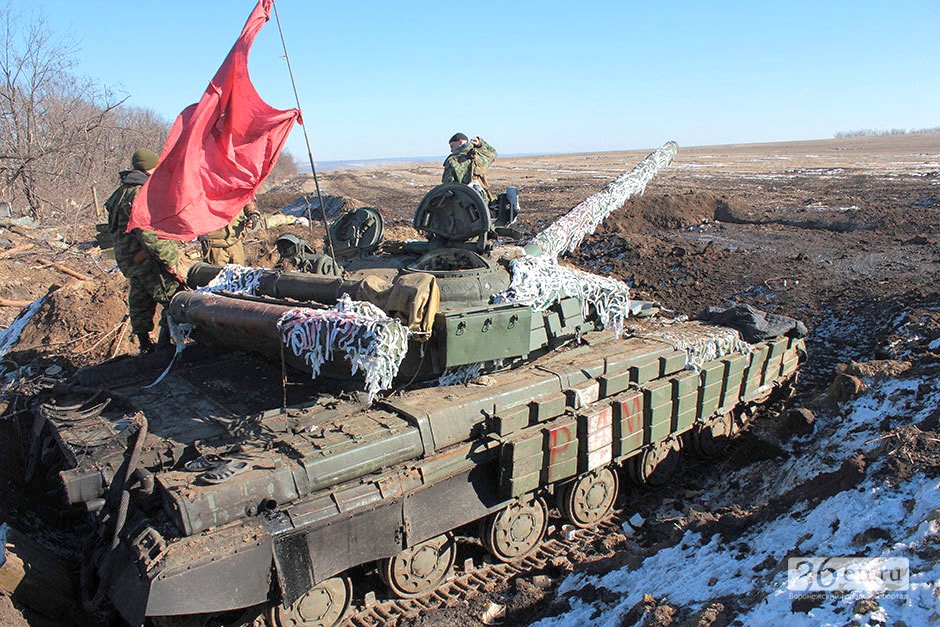 Танк Т-64БВ, захваченный подразделением 'РИМ' под Чернухино. Фотография февраль 2015