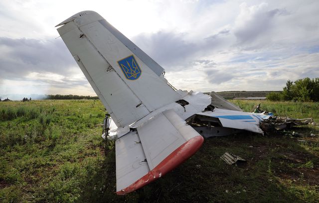 Downed Ukrainу plane An-26 foto 2014 Вертолетопад