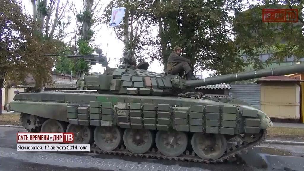 Новороссийский танк Т-72Б фото