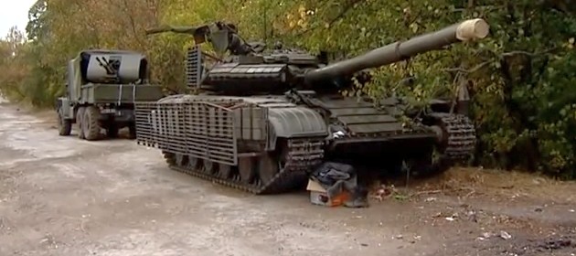 The Ukraunian tank T-64BV and the guntruck
