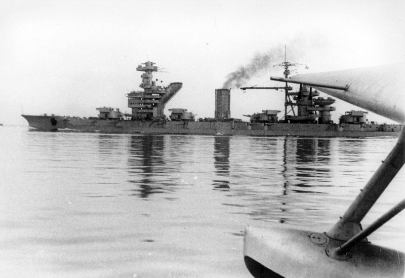 Soviet battleship Parisienne Commune 
