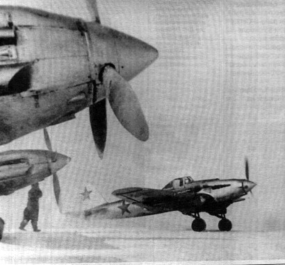photo WWII USSR 1-seater Il-2 attack plane