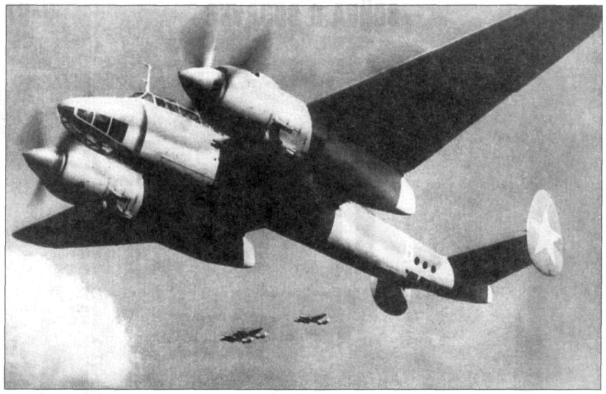 Советский пикирующий бомбардировщик Ту-2