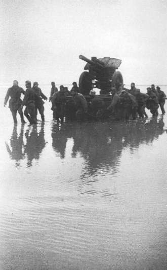 foto WWII Фото ВОВ красная армия на переправе через реку