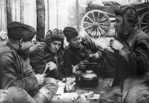 Russian military lunch WW2 WWII foto photo