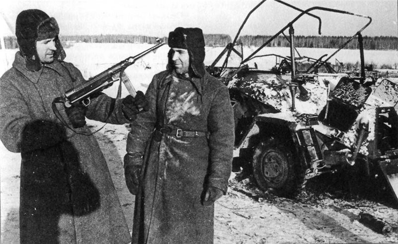 Soviet soldiers near Tula, 1941
