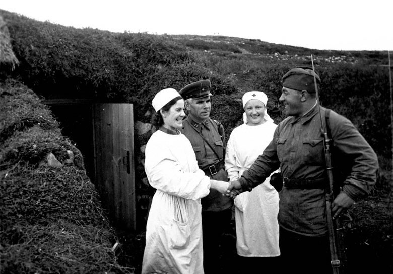 Soviet hospital medic WWII photo ww2 foto