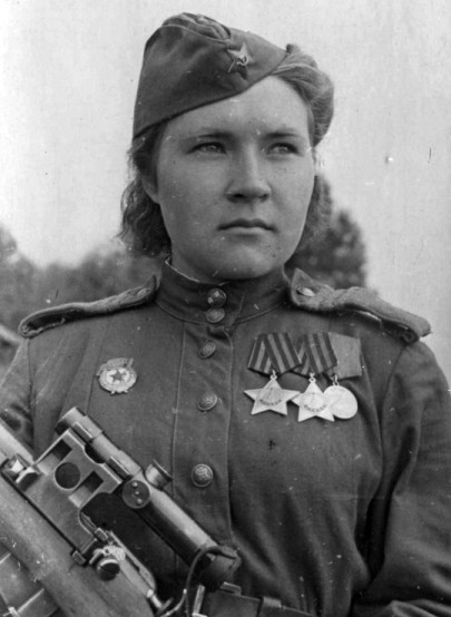 foto USSR russian female sniper Makarova