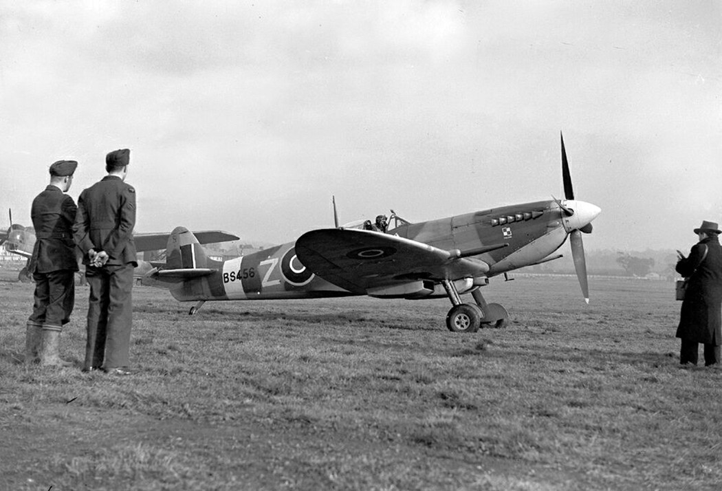 foto photo WWII ww2 Poland Aeronautica militare della Polonia WWII spitfire-9c
