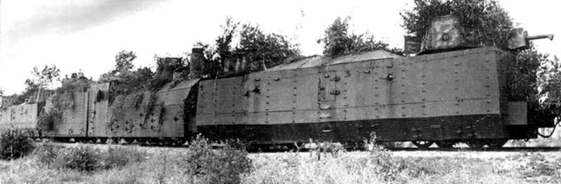 Бронепотяг НКПС-42 в 1942 4-осные бронеплощадки