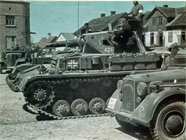color photo ww2 WWII deutscher Panzer Panzerkampfwagen IV SdKfz 161