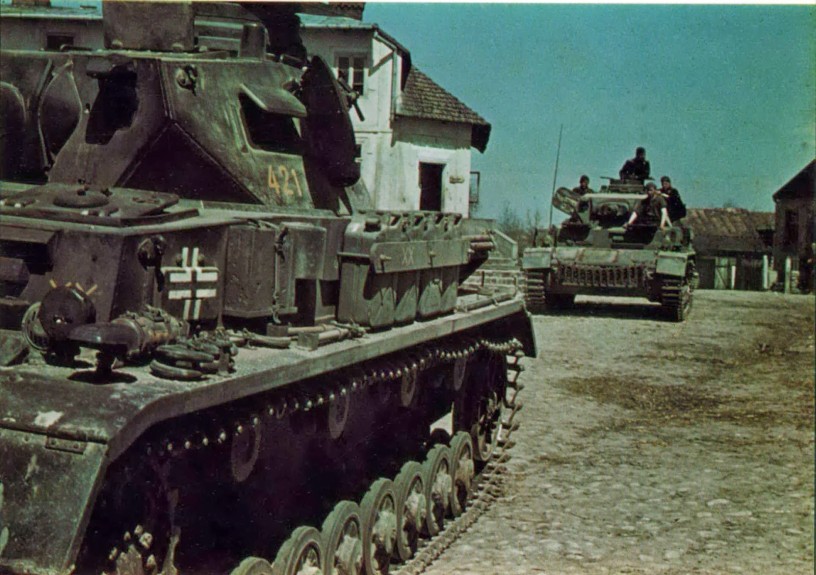 color photo ww2 WWII tanque alemao Panzerkampfwagen IVD