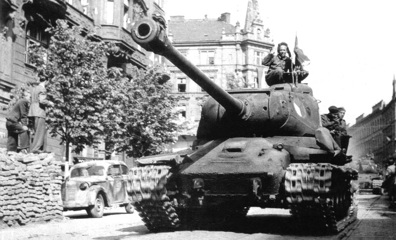 Ceskoslovenska samostatna tankova brigada IS-2 image.