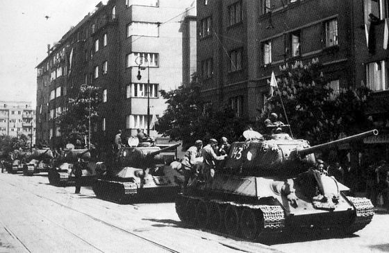 Chechoslovakian tank T-34/85