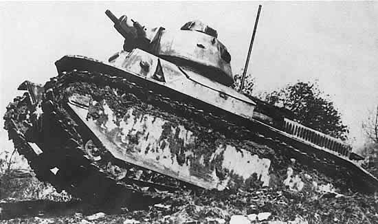 французкий средний танк D2 (Char d’Assault)