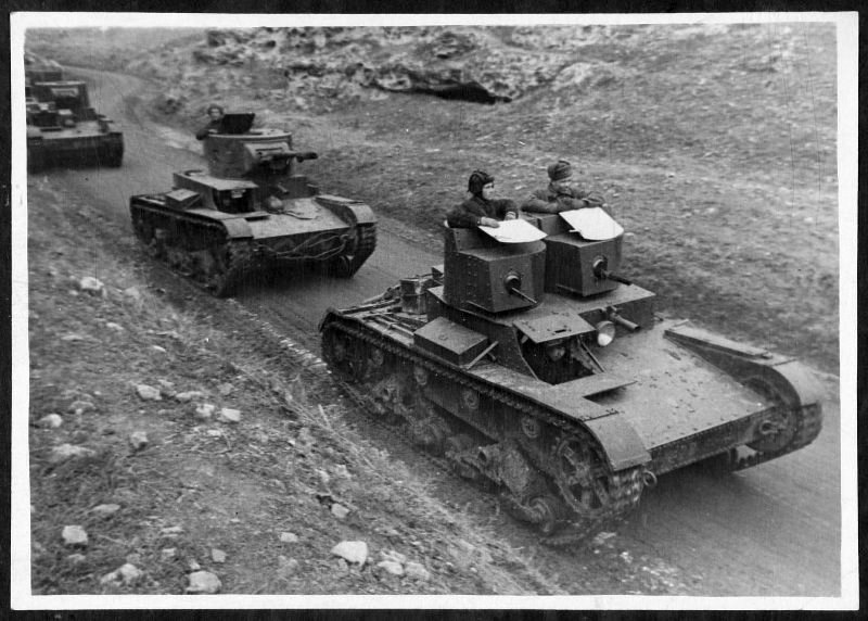 Двубашенные танки Т-26 РККА, фотогалерея