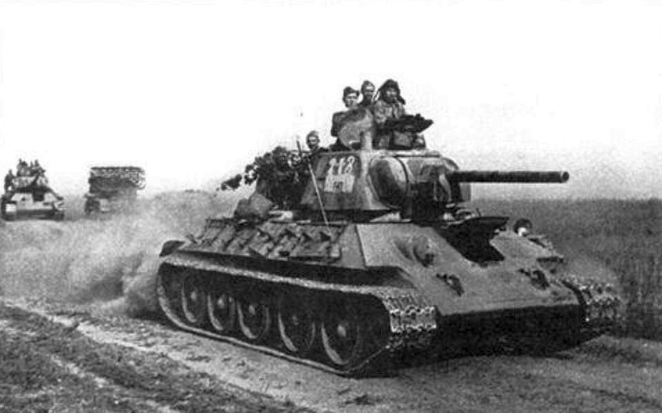 T3476 armor in combat