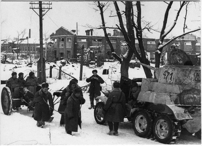 Бронеавтомобили РККА перед войной и в ВОВ БА-10 в освобожденном Шлиссельбурге