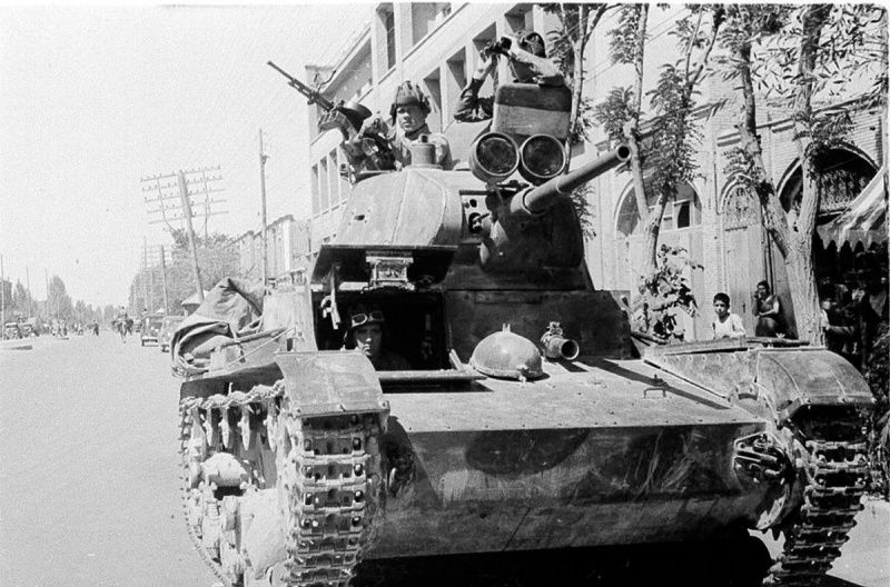 picture wartime Soviet tank T.26/1 in Iran