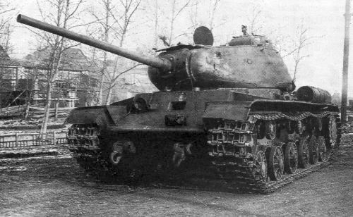 Russian tank IS-1 IS-85 of USSR