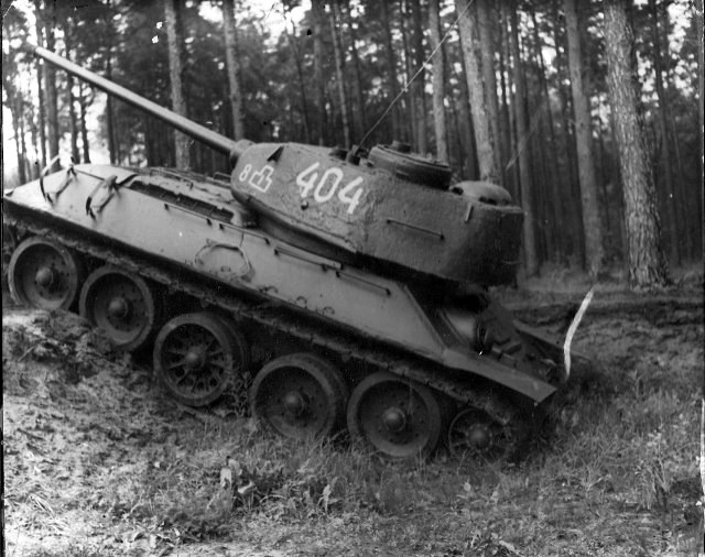 wartime picture T-3485