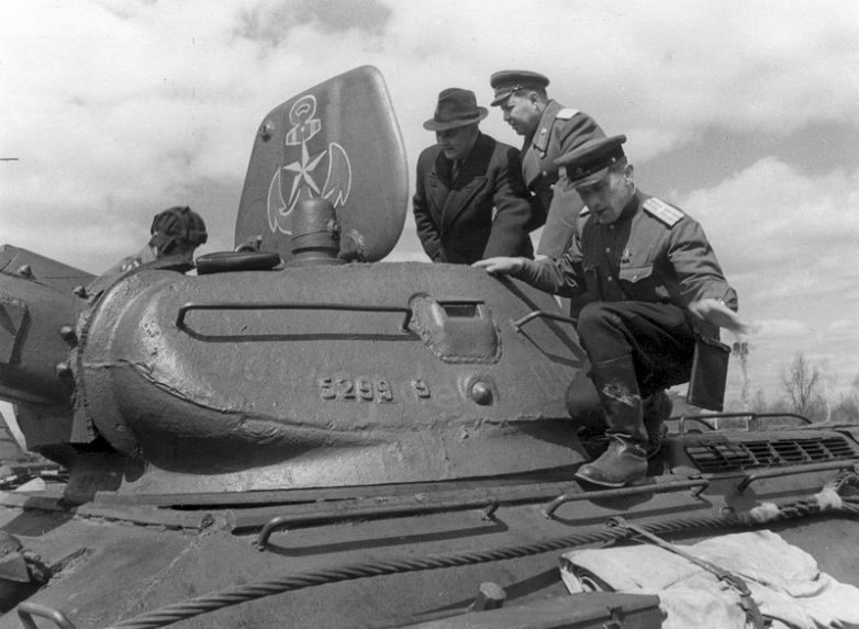 5299 9 якорь со звездой действующая армия СССР фото ВОВ