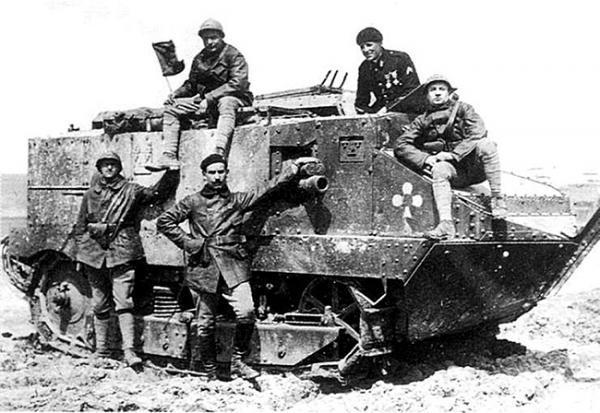 Французский тяжелый (штурмовой) танк Шнейдер СА1 Schneider боевая Машина
