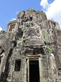 foto photo фото Angkor Bayon 216 gigantiske ansigter af Bodhisattva pa templets tarne