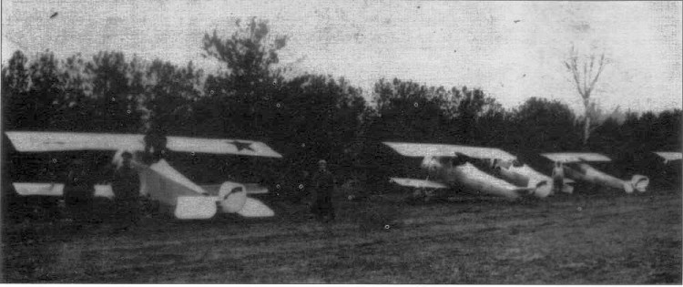 Советские истребители Ньюпор 24бис славнеской авиагруппы фото снимок